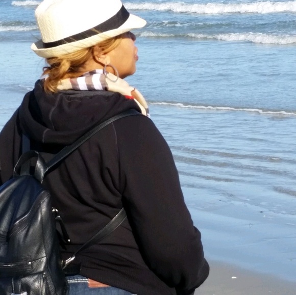 Meet your Posher, Terrence - Picture 1 of 1